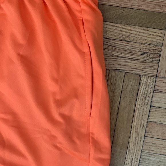 Shein shorts - Picture 3 of 4